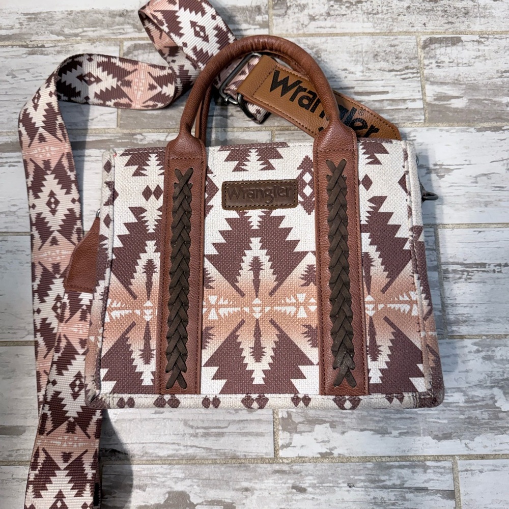 Wrangler Tan and Cream Purse